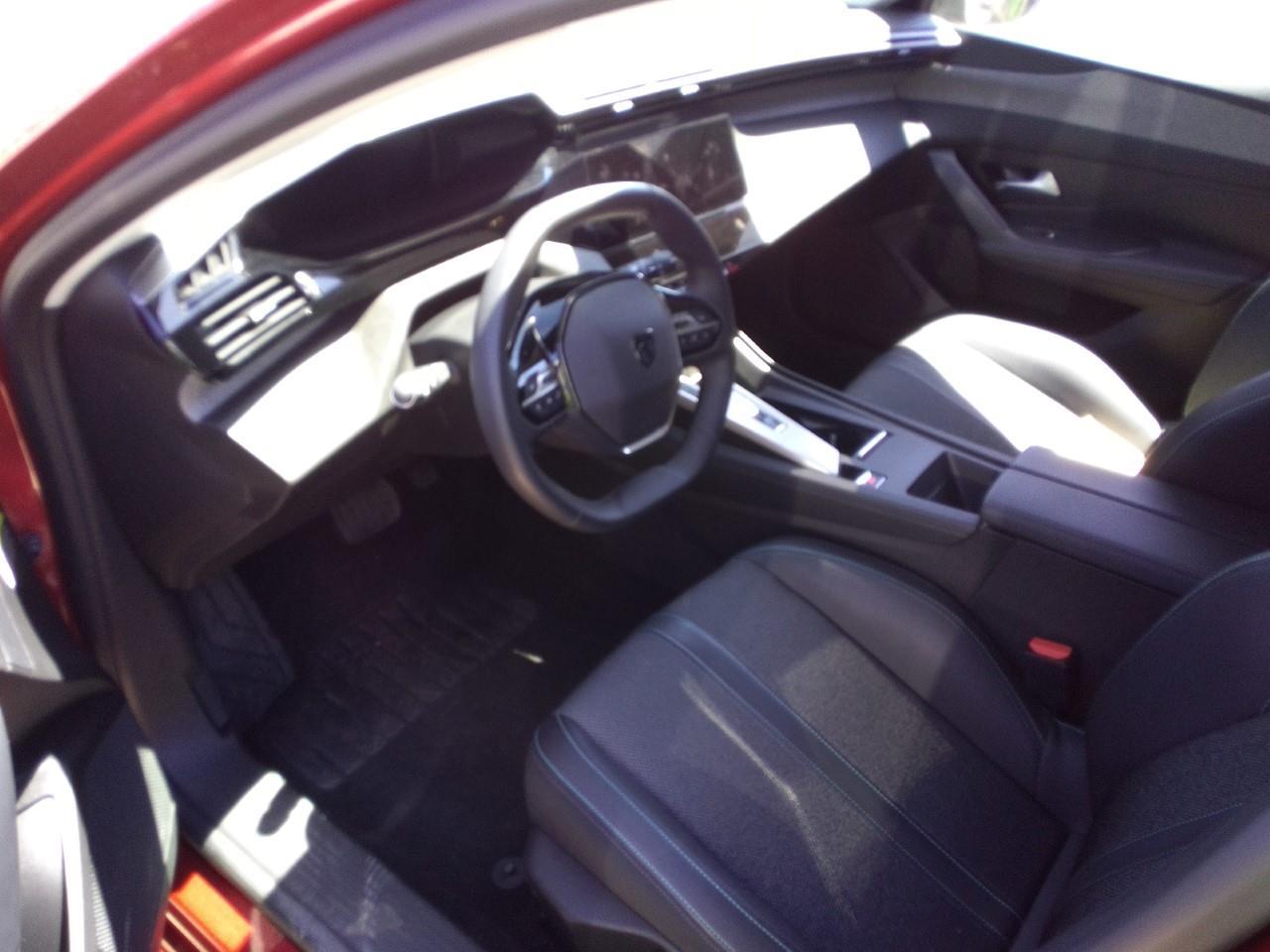 Foto Peugeot 308 10