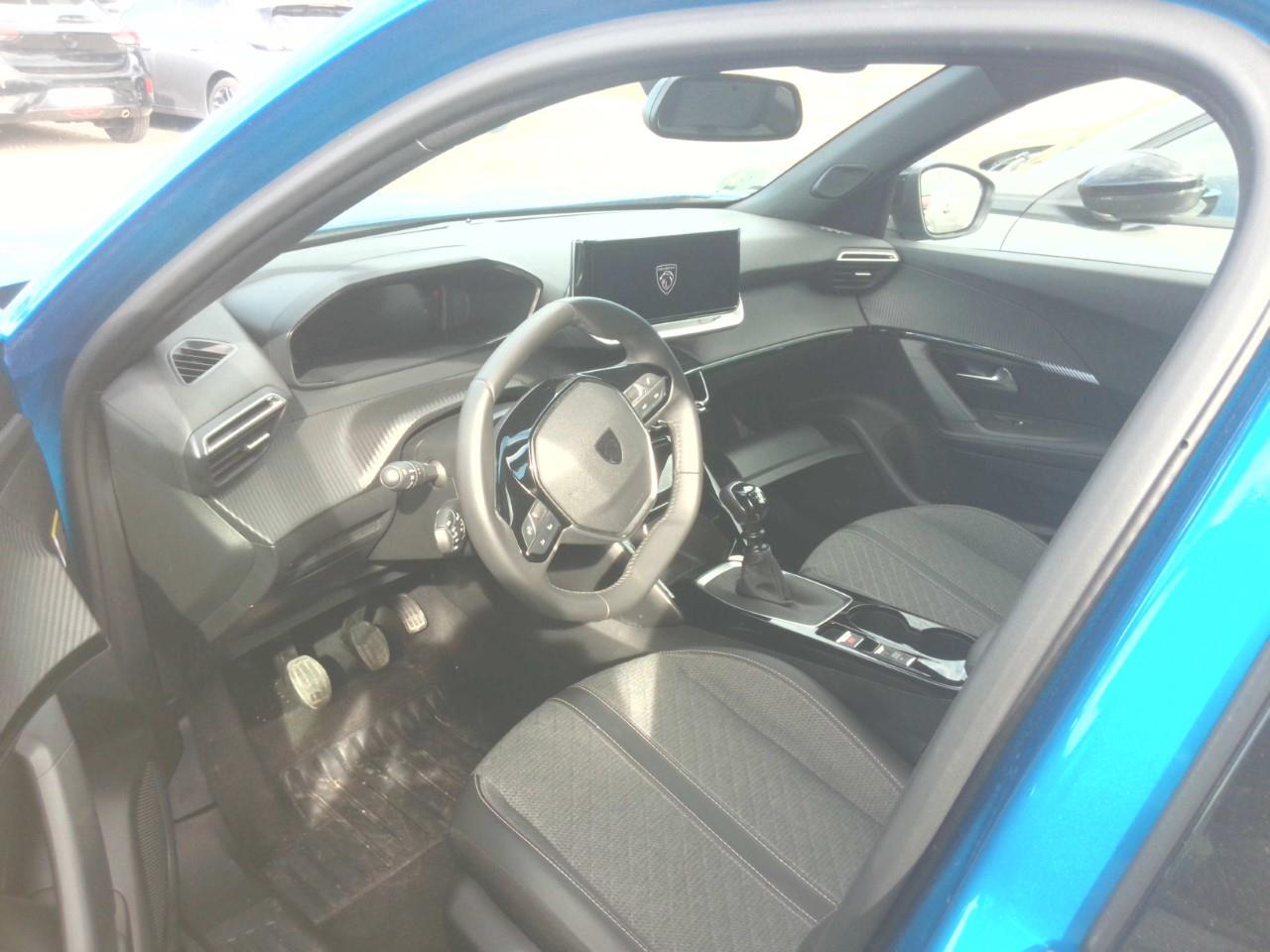 Foto Peugeot 2008 5