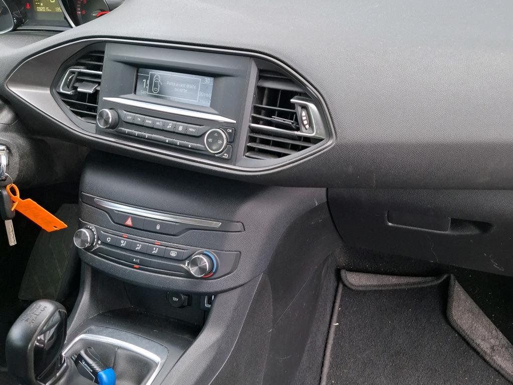 Peugeot 308 AFFAIRE 1.6 BLUEHDI 100 S&S BVM5 PREMIUM 2017