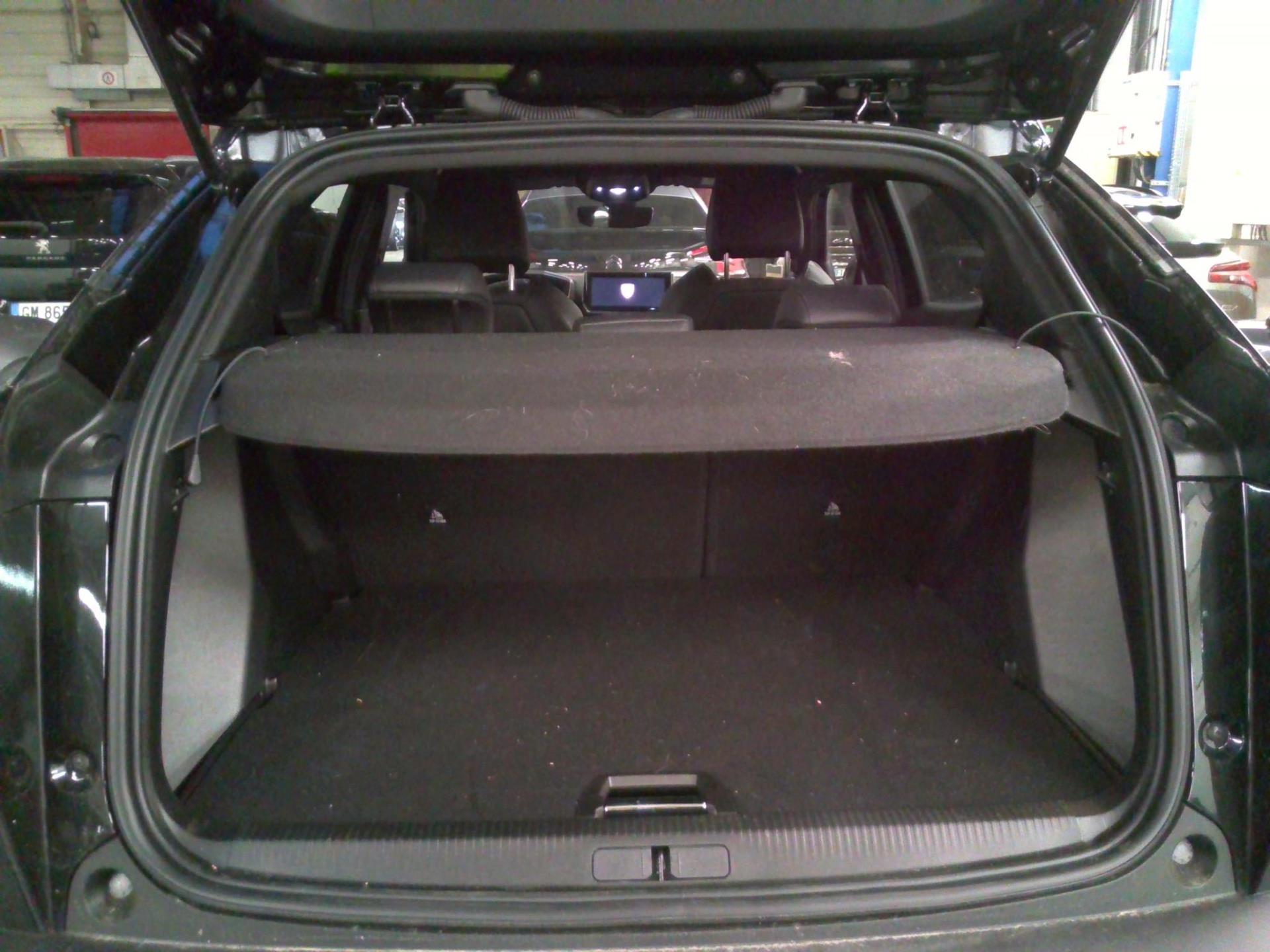 Peugeot 2008 PureTech 130 S&S EAT8 GT 2023