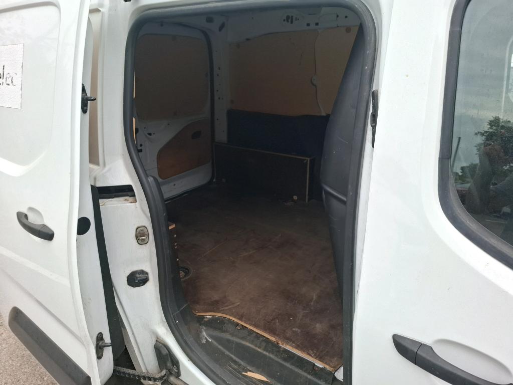 Peugeot PARTNER FOURGON STANDARD 650 KG BLUEHDI 100 S&S BVM5 PREMIUM 2021