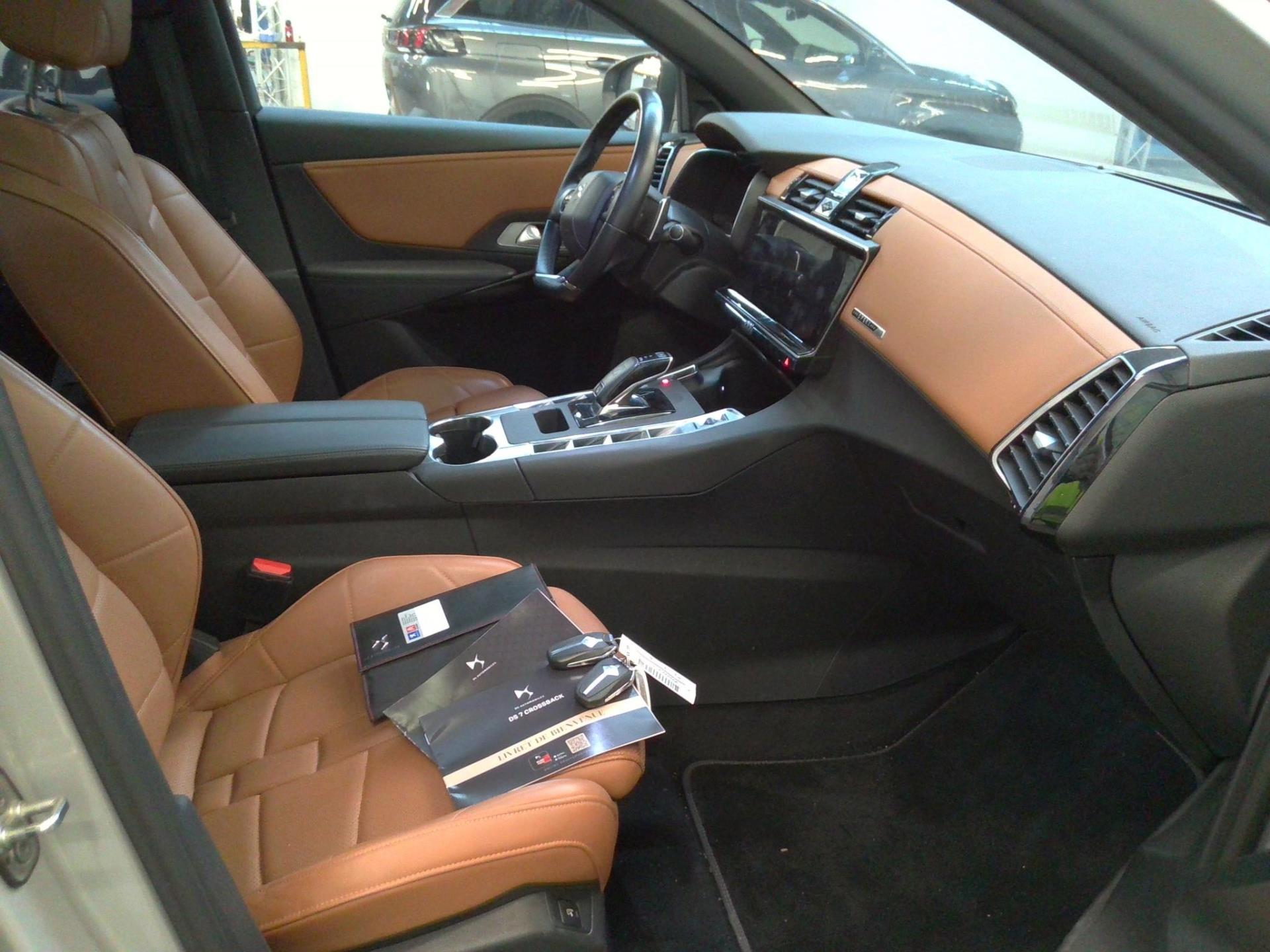 DS DS7 Crossback Hybride E-Tense 300 EAT8 4x4 Grand Chic 2021
