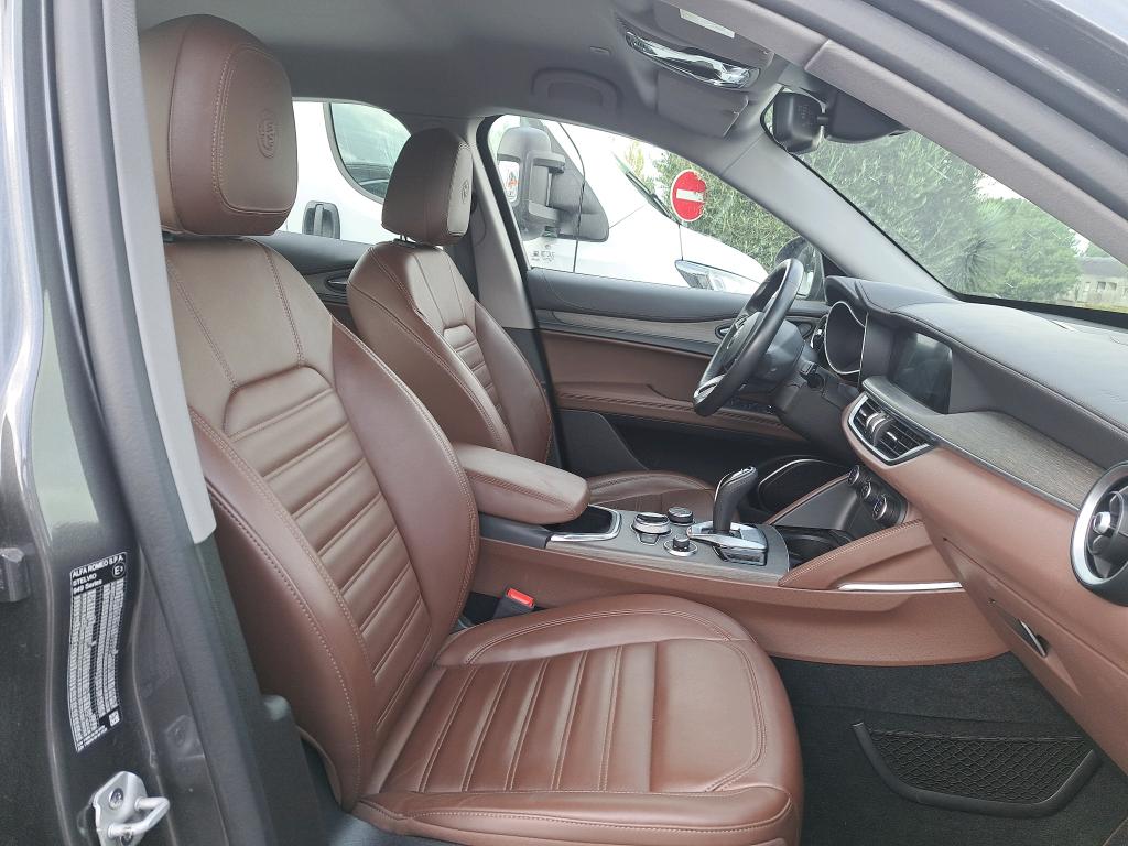 ALFA ROMEO Stelvio 2.2 210 ch Q4 AT8 Ti 2021