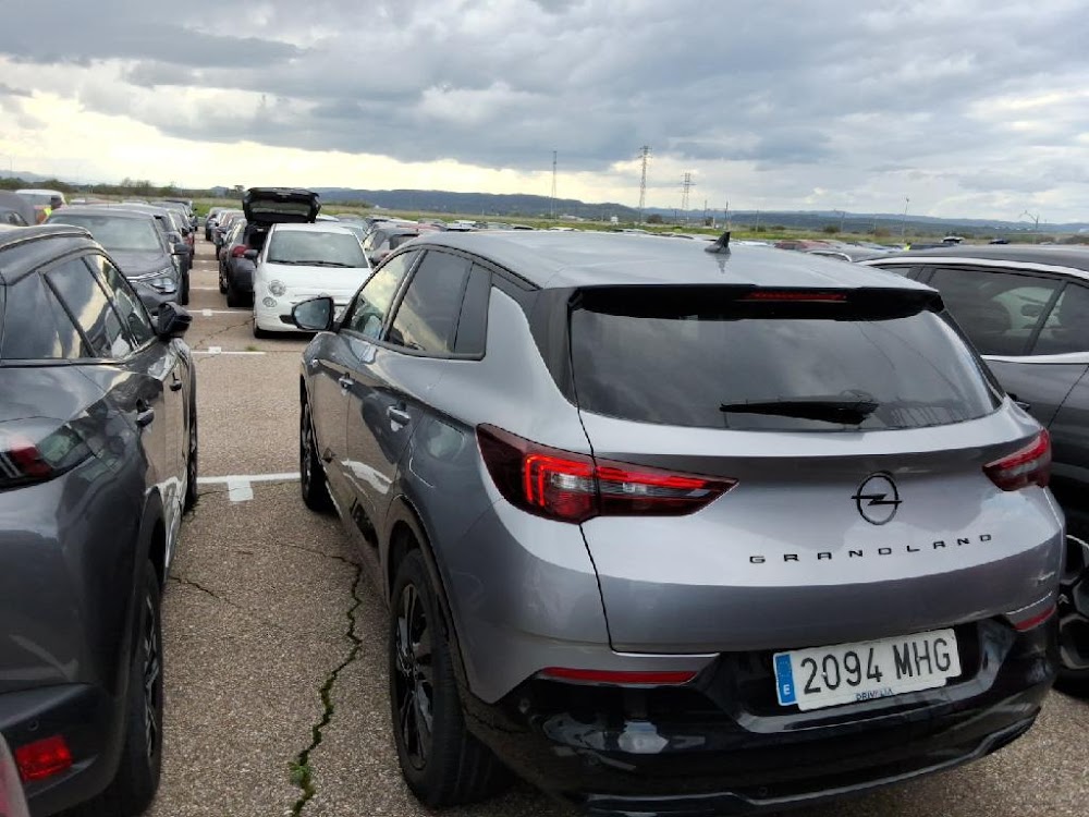 Foto Opel Grandland PHEV 6