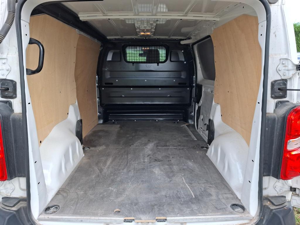 Peugeot EXPERT FGN TOLE STANDARD 2.0  BLUEHDI 120 S&S BVM6 PREMIUM 2018