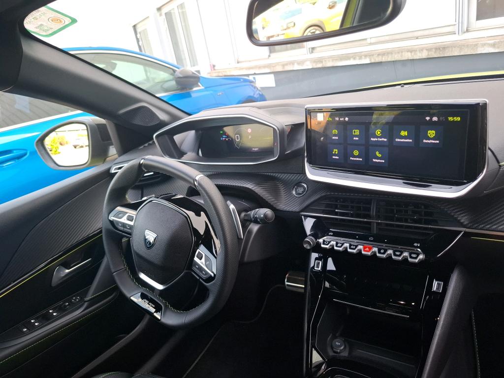 Peugeot 208 Hybrid 110 e-DCS6 GT 2025