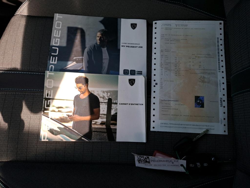 Peugeot 208 BlueHDi 100 S&S BVM6 Allure 2022