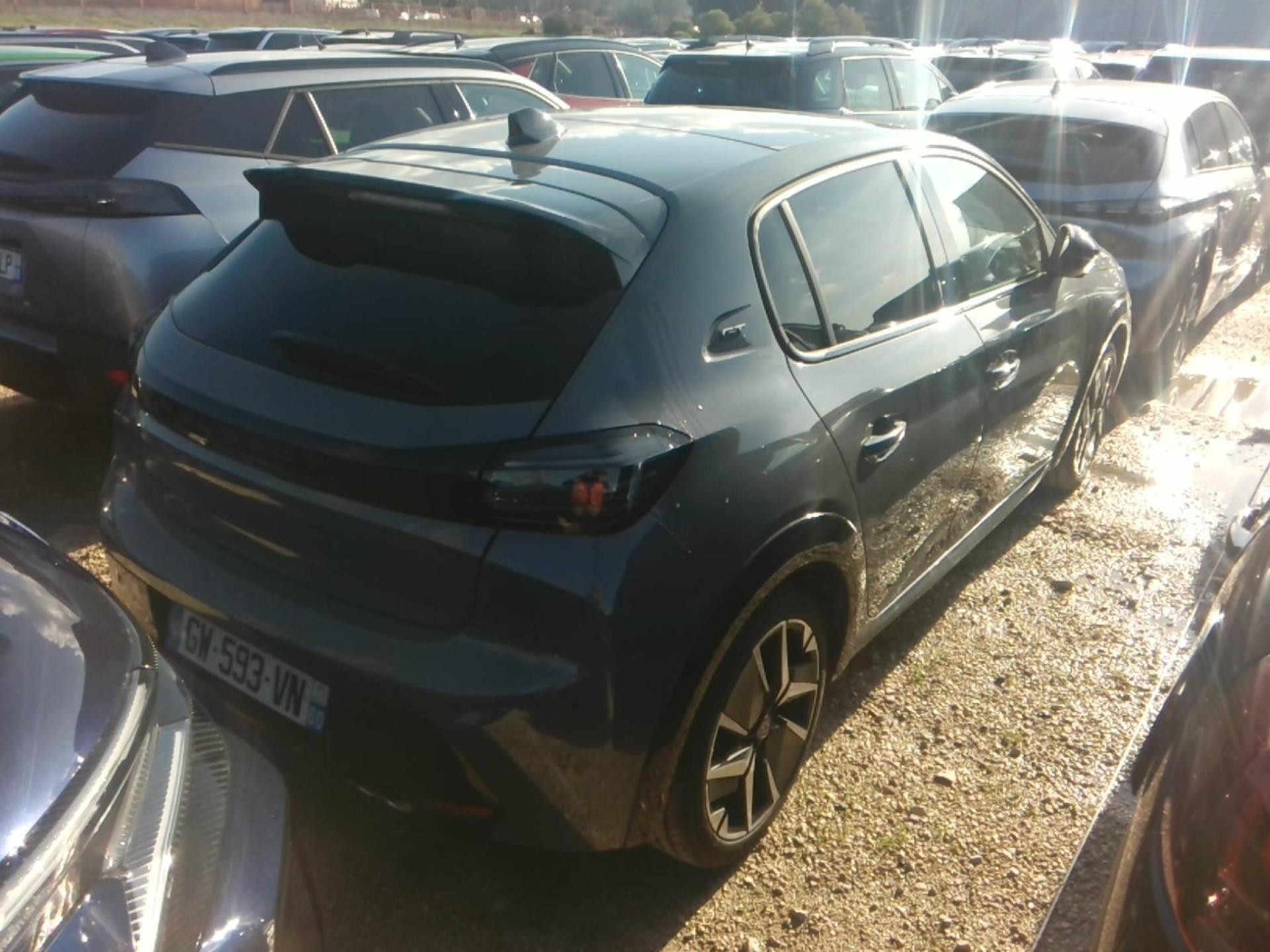 Peugeot 208 Hybrid 136 e-DCS6 GT 2024
