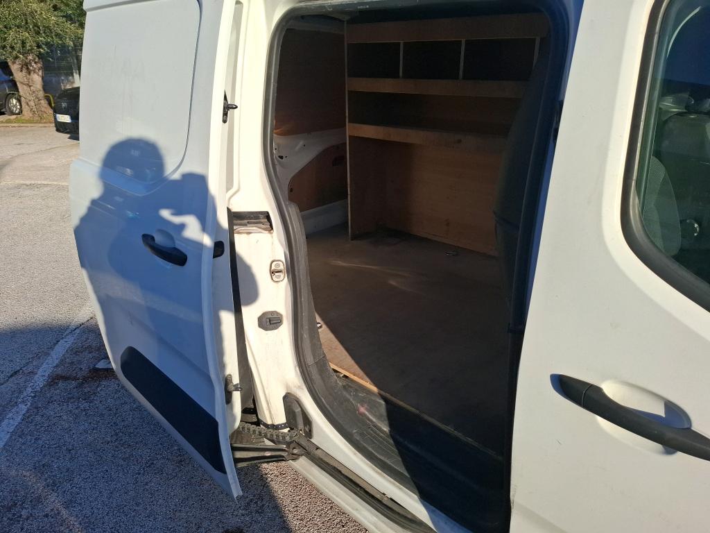 Peugeot PARTNER FOURGON STANDARD 650 KG BLUEHDI 100 S&S BVM5 PREMIUM 2021