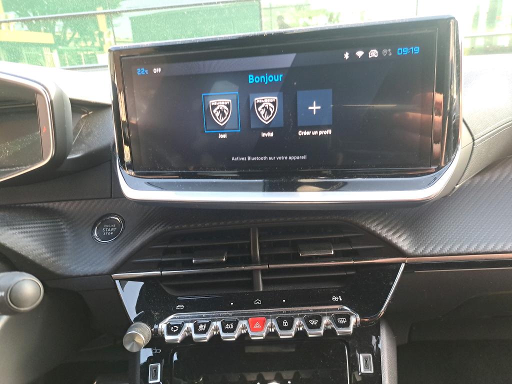 Peugeot 2008 Hybrid 136 e-DCS6 GT 2025