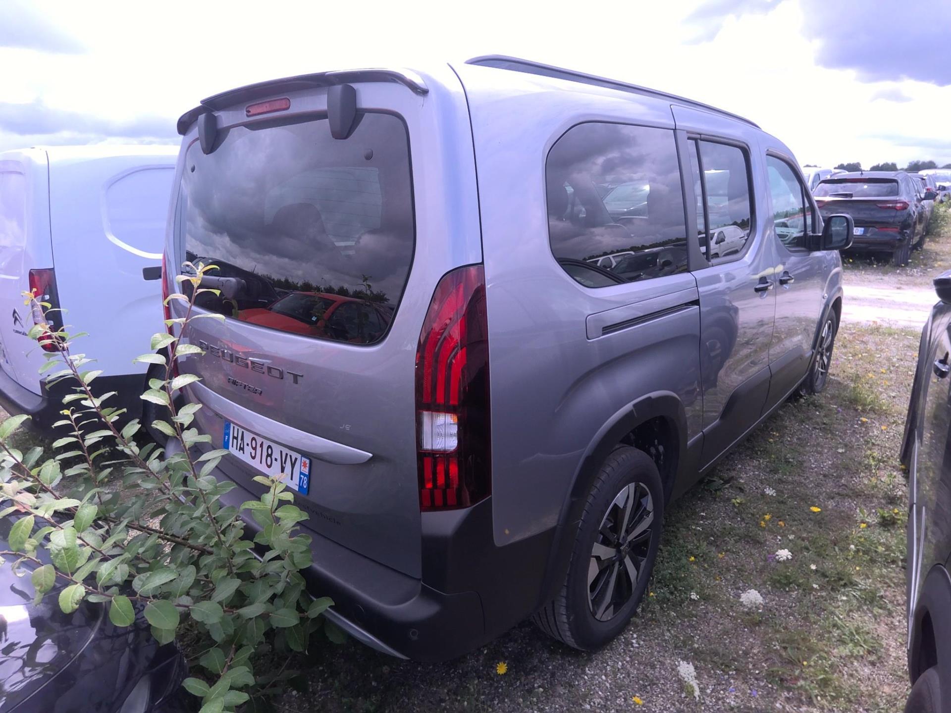 Peugeot Rifter XL BlueHDi 130 S&S EAT8 5pl GT 2024
