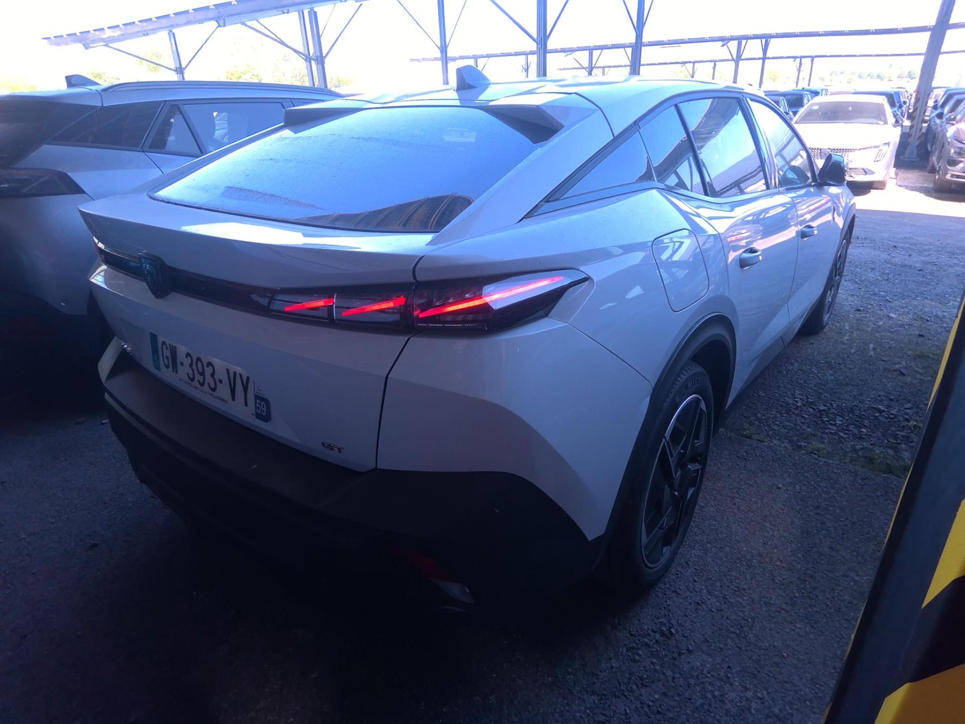 Peugeot 408 PureTech 130 ch S&S EAT8 GT 2024