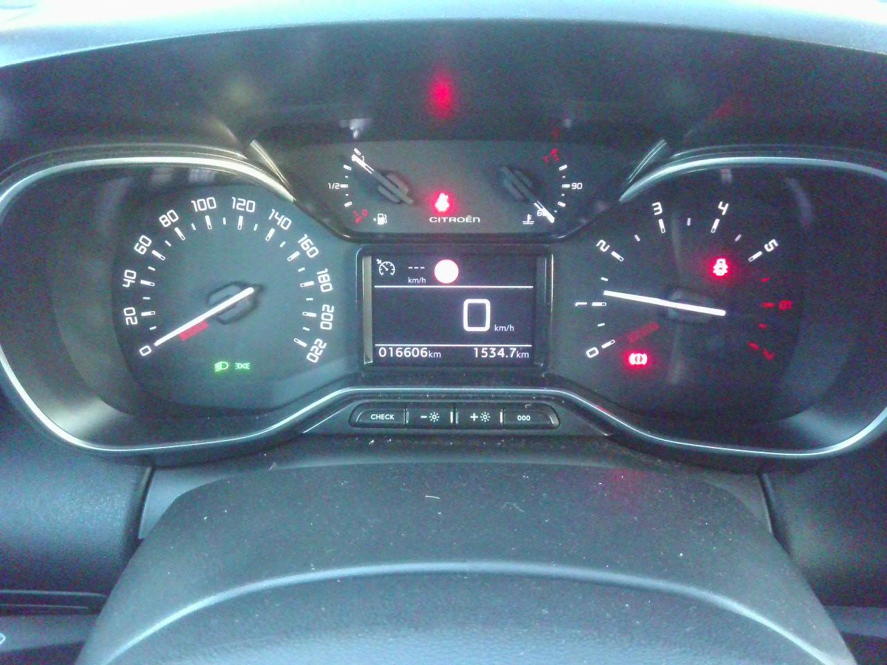 Foto Citroën C3 Aircross 4