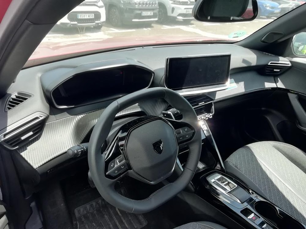 Foto Peugeot 2008 12