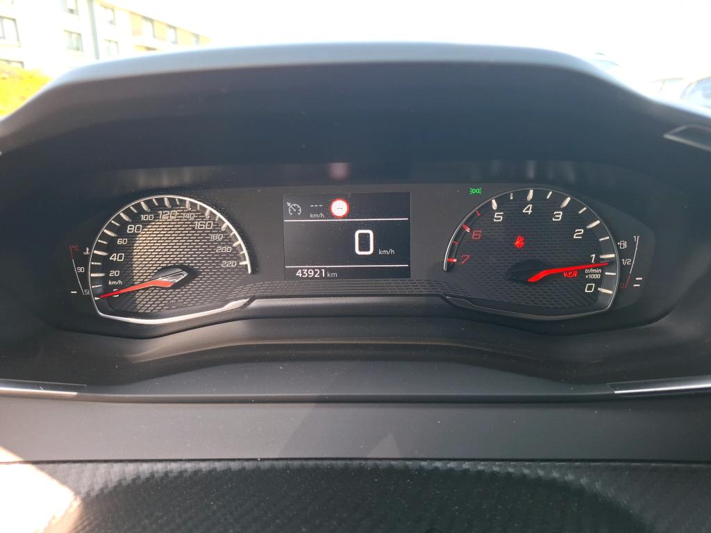 Peugeot 2008 BlueHDi 110 S&S BVM6 Active Pack 2022