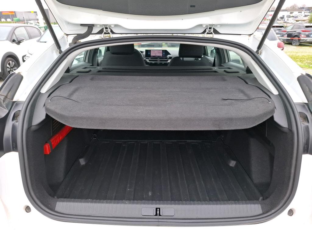 Citroen C4 SOCIETE BLUEHDI 130 S&S EAT8 FEEL NAV BUSINESS R 2022