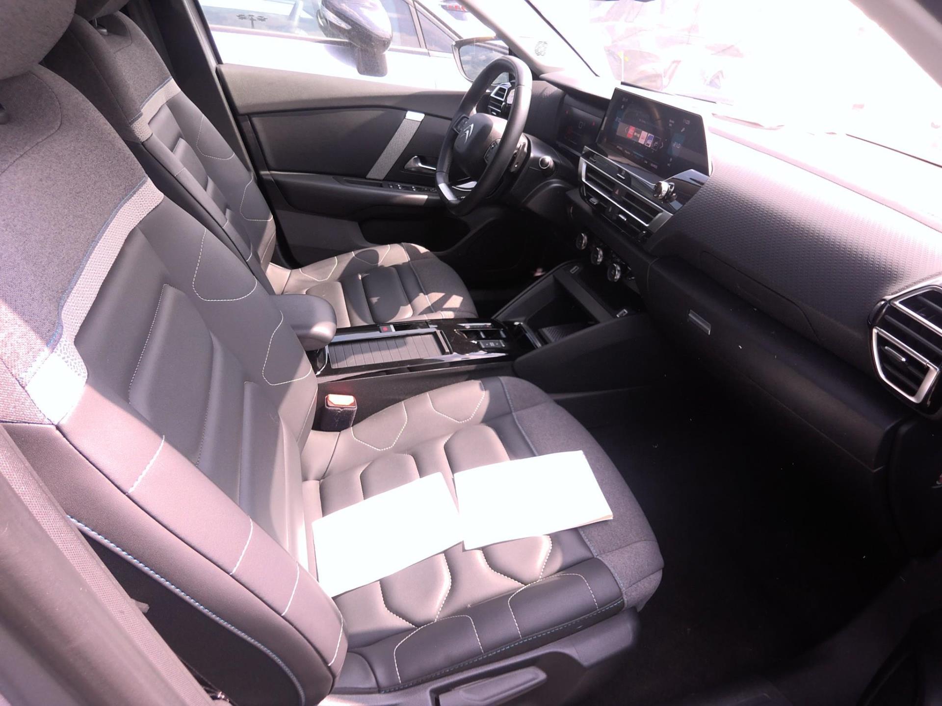 Citroen C4 PureTech 130 S&S EAT8 Shine 2022