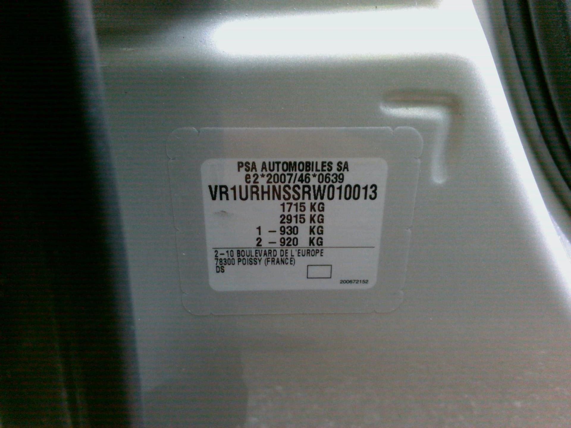DS DS 3 PureTech 130 EAT8 Performance Line 2024