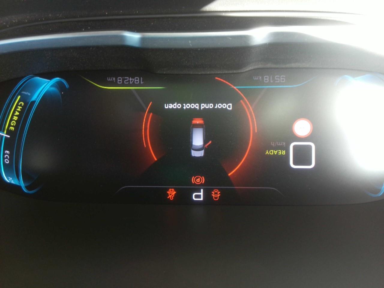 Foto Peugeot 3008 Plug-in Hybrid 5