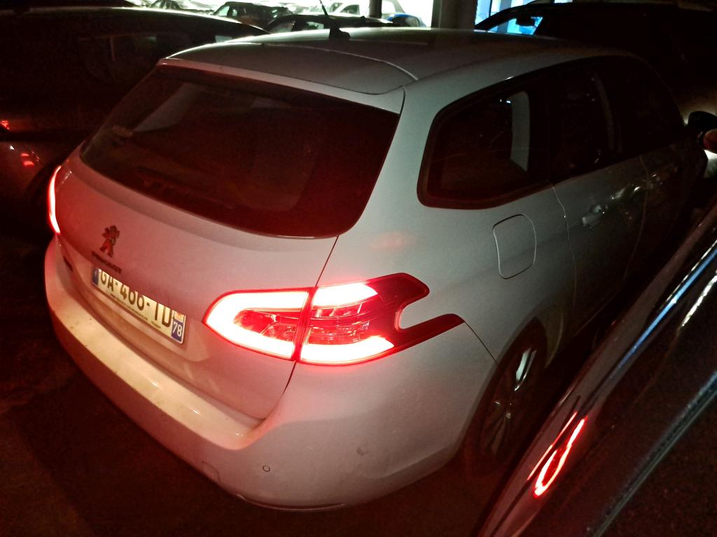 Peugeot 308 SW PureTech 110ch S&S BVM6 Active Pack 2021