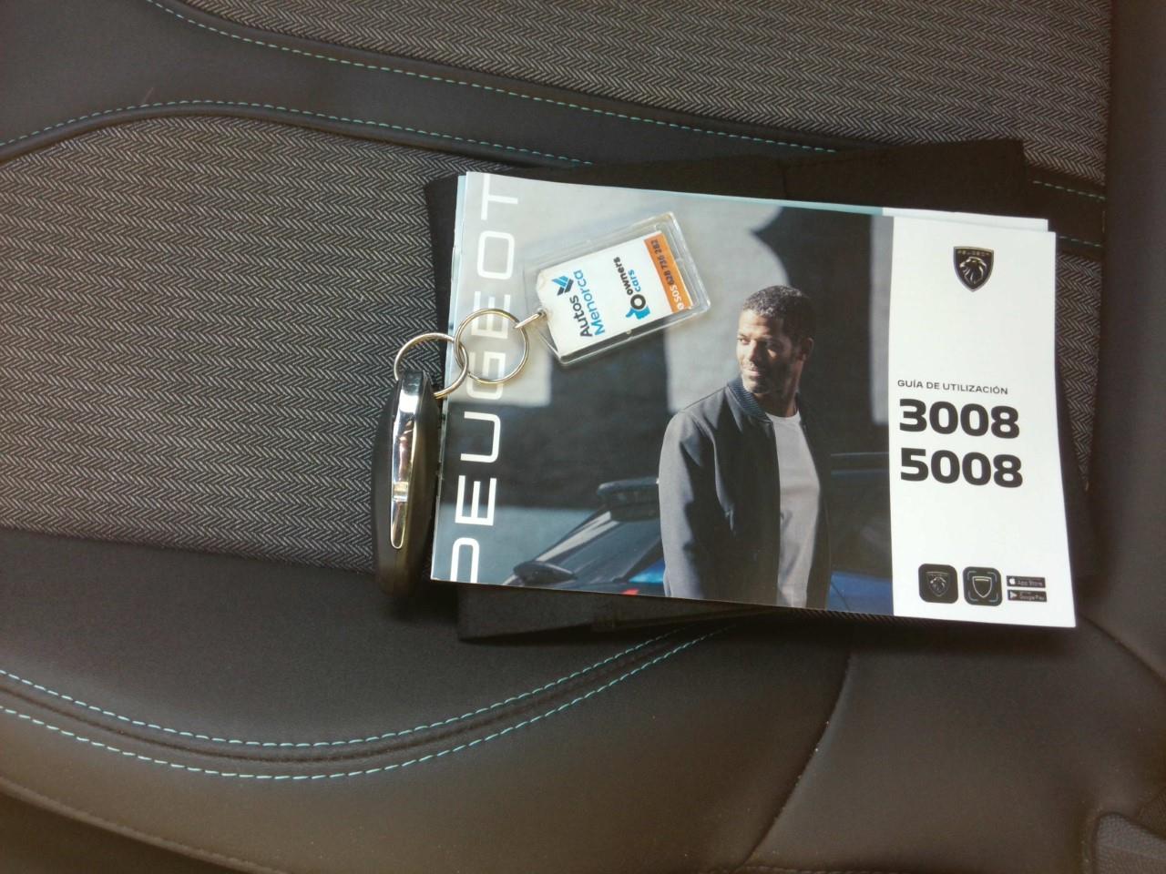 Foto Peugeot 5008 8