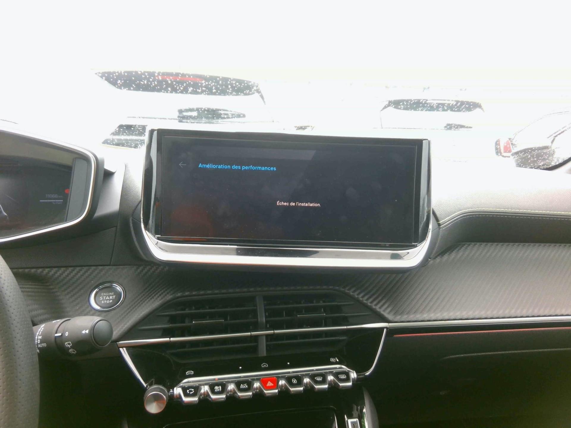 Peugeot 208 Hybrid 136 e-DCS6 GT 2024