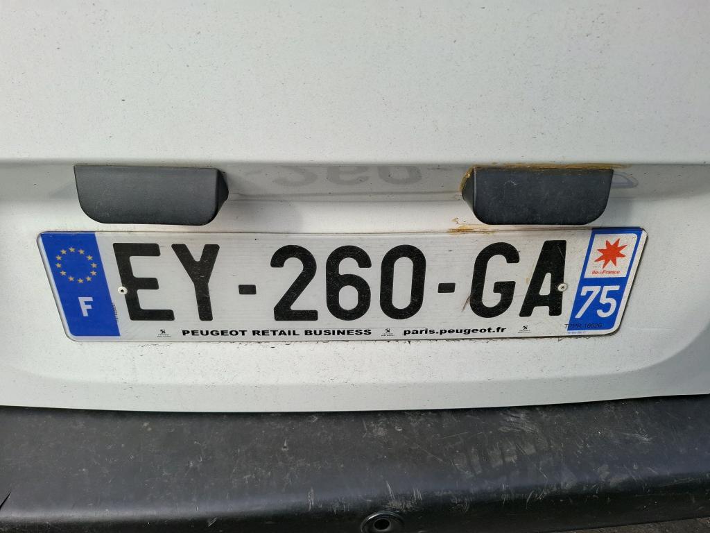 Peugeot PARTNER FOURGON STANDARD 1.6 VTI 98 BVM5 PREMIUM 2018