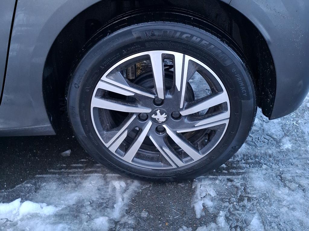 Peugeot 208 PureTech 100 S&S BVM6 Style 2023