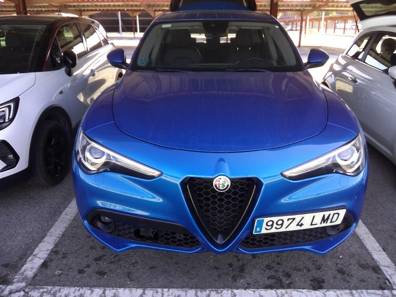 Foto Alfa Romeo Stelvio 1