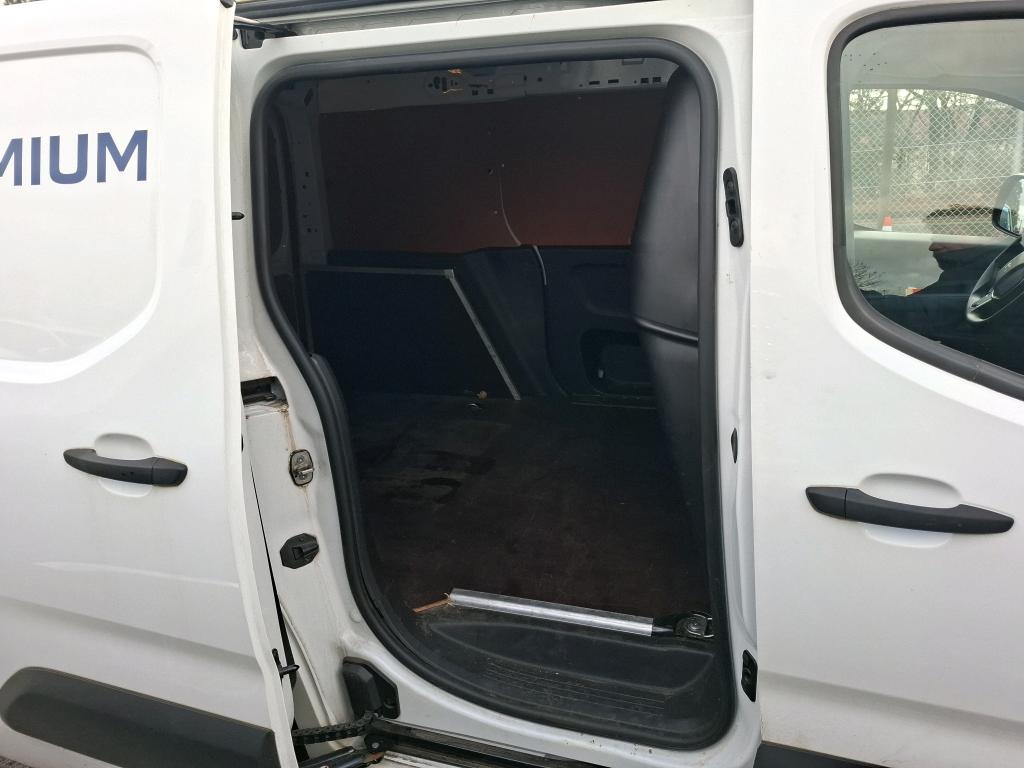 Peugeot PARTNER FOURGON STANDARD 650 KG BLUEHDI 100 S&S BVM5 ASPHALT 2021