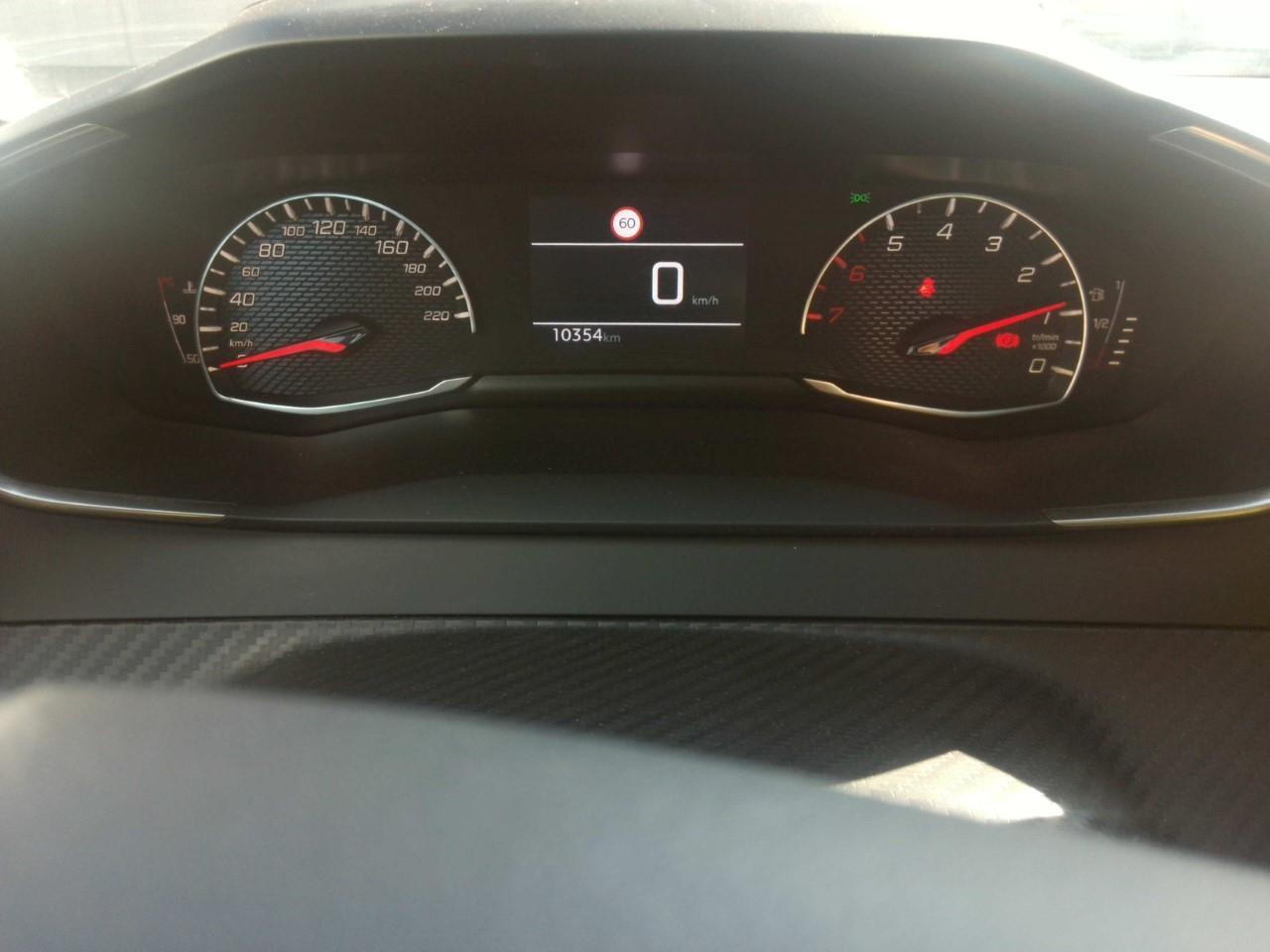 Foto Peugeot 208 11