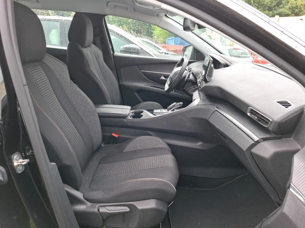 Peugeot 5008 BlueHDi 130ch S&S EAT8 Active Pack 2022