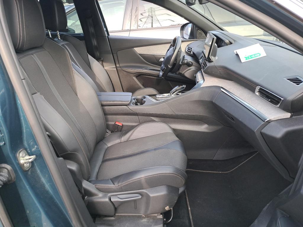 Peugeot 5008 PureTech 130ch S&S EAT8 GT 2022