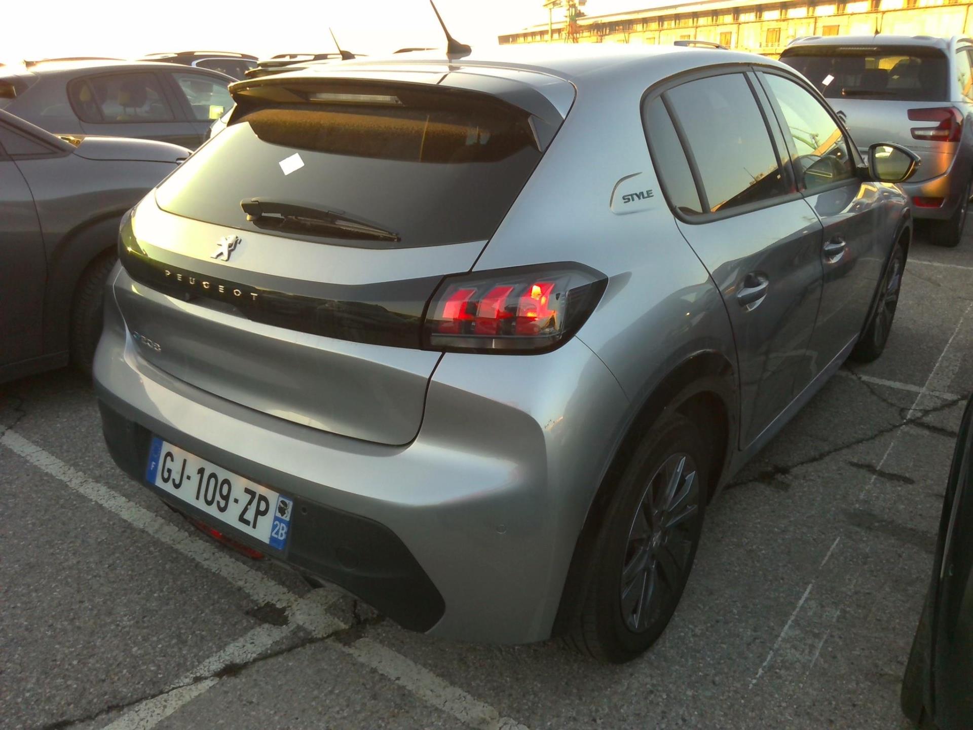 Peugeot 208 Electrique 50 kWh 136ch Style 2022