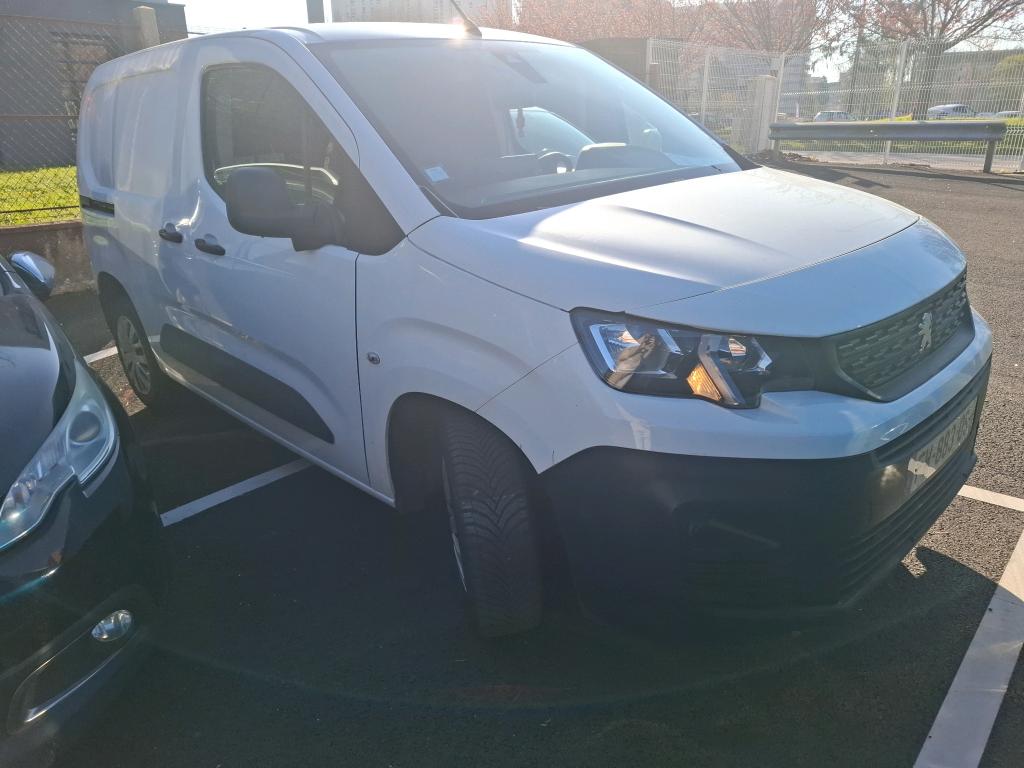 Peugeot PARTNER FOURGON STANDARD 650 KG BLUEHDI 130 S&S EAT8 ASPHALT 2021