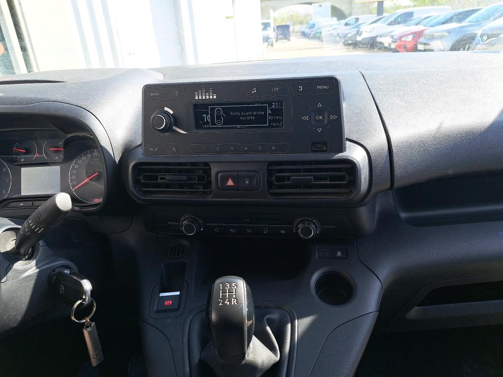 Opel COMBO CARGO 1.5 100 CH S/S L1H1 BVM5 STANDARD PACK CLIM 2021