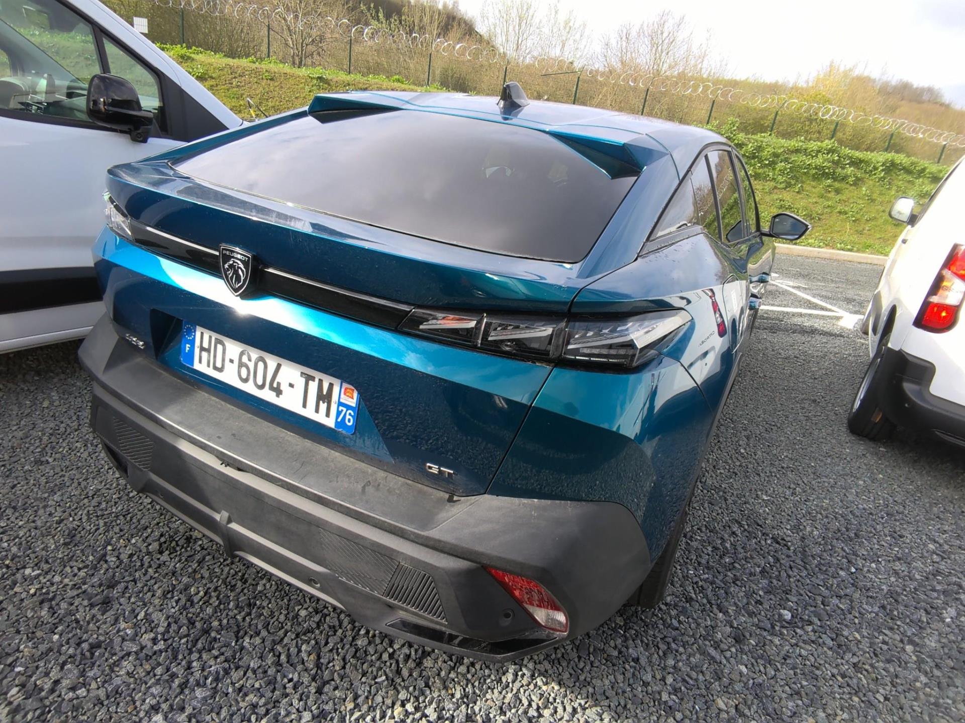 Peugeot 408 Hybrid 145 e-DCS6 GT 2025