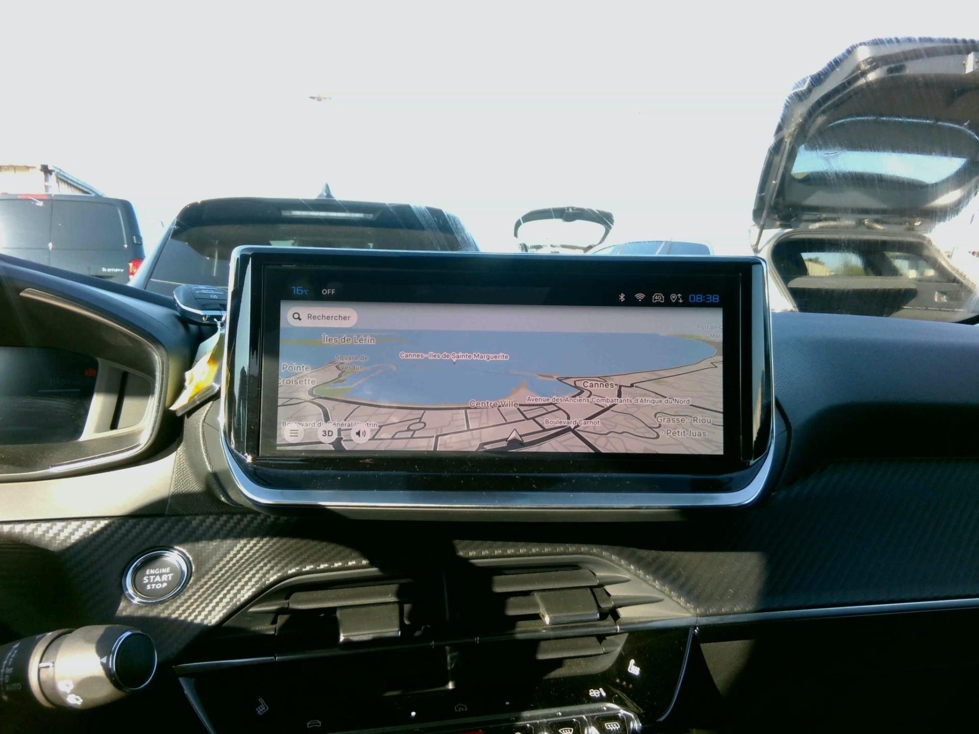 Peugeot 208 Hybrid 100 e-DCS6 Allure 2024