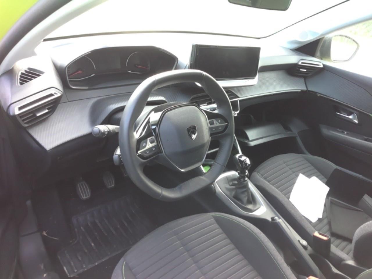 Foto Peugeot 208 10