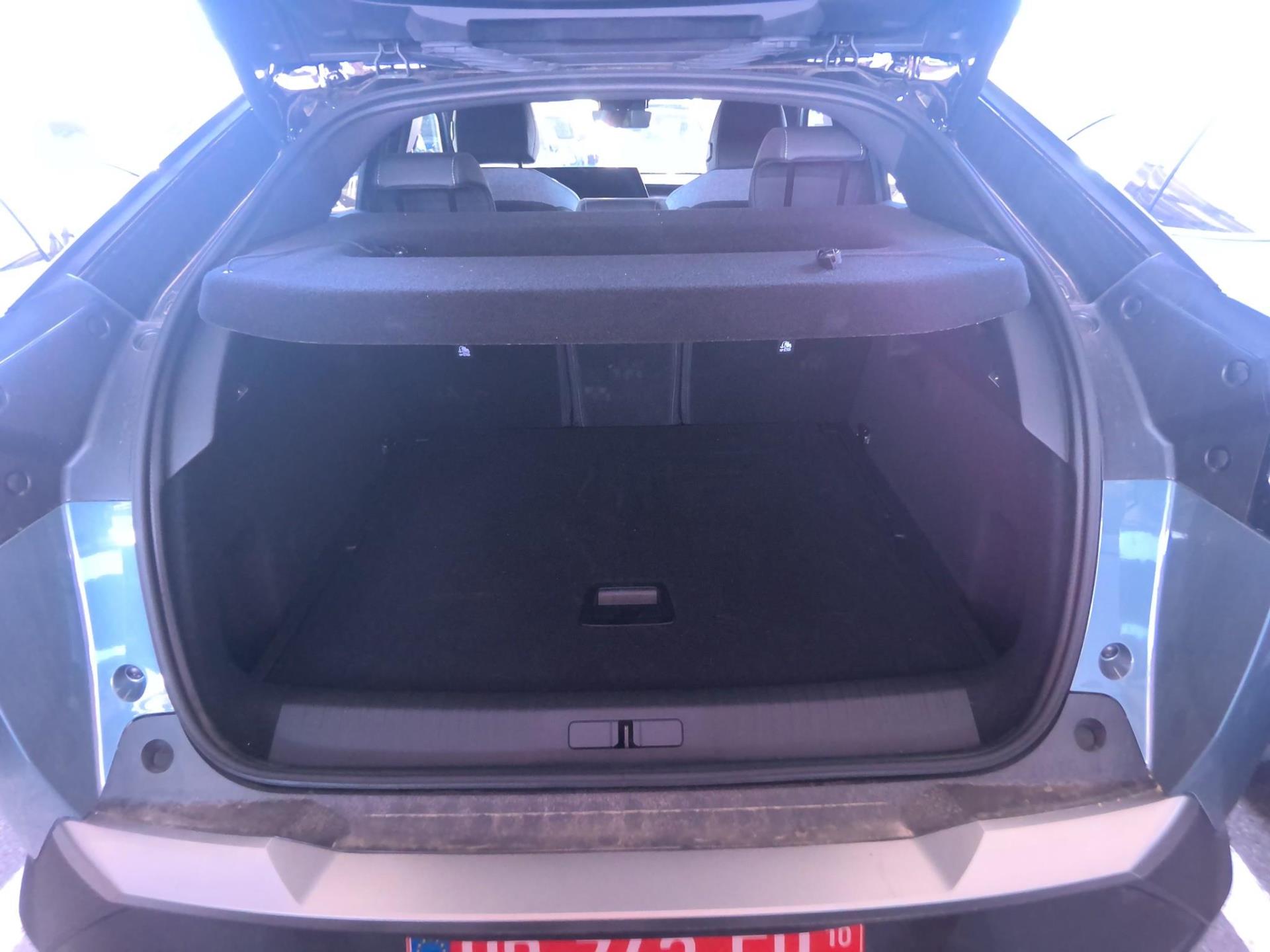 Peugeot 3008 Hybrid 145 e-DCS6 GT 2025