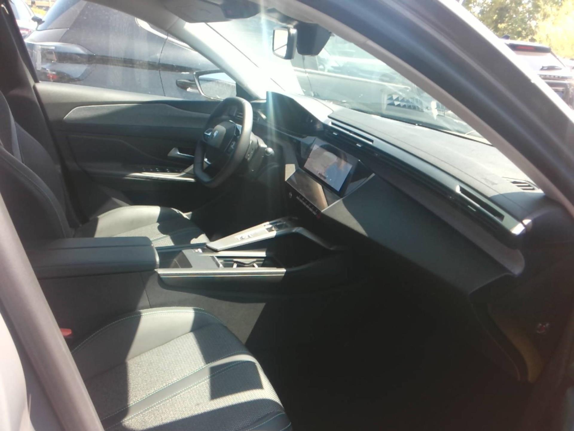 Peugeot 308 BlueHDi 130ch S&S EAT8 Allure 2024