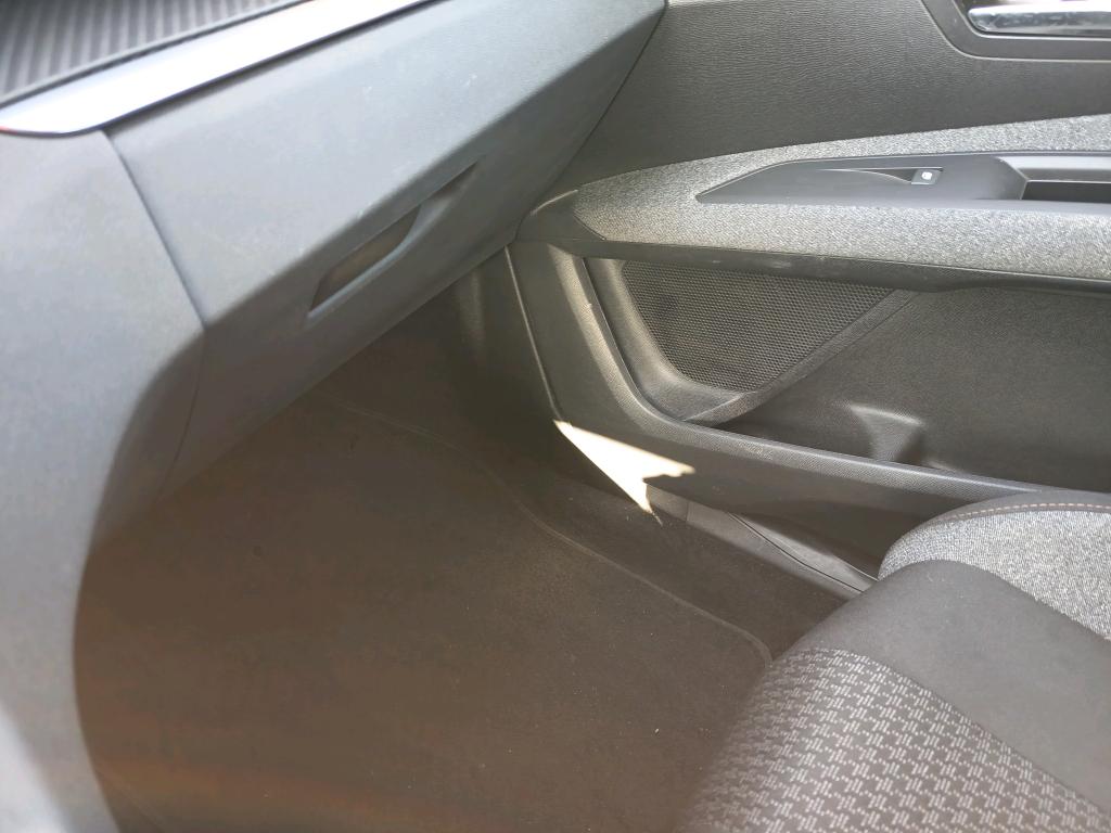 Peugeot 3008 BlueHDi 130ch S&S EAT8 Active Pack 2021