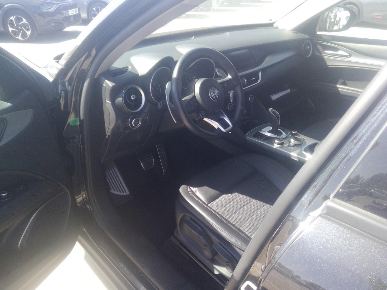 Foto Alfa Romeo Stelvio 4