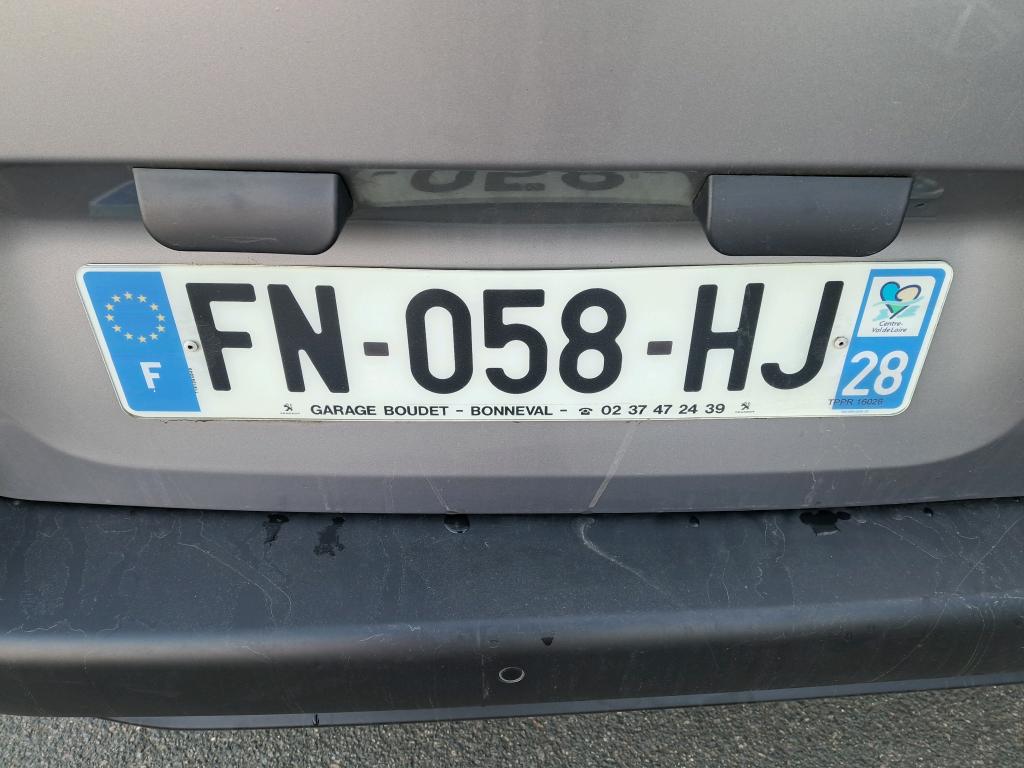 Peugeot PARTNER FOURGON STANDARD 650 KG BLUEHDI 130 S&S BVM6 PREMIUM 2020