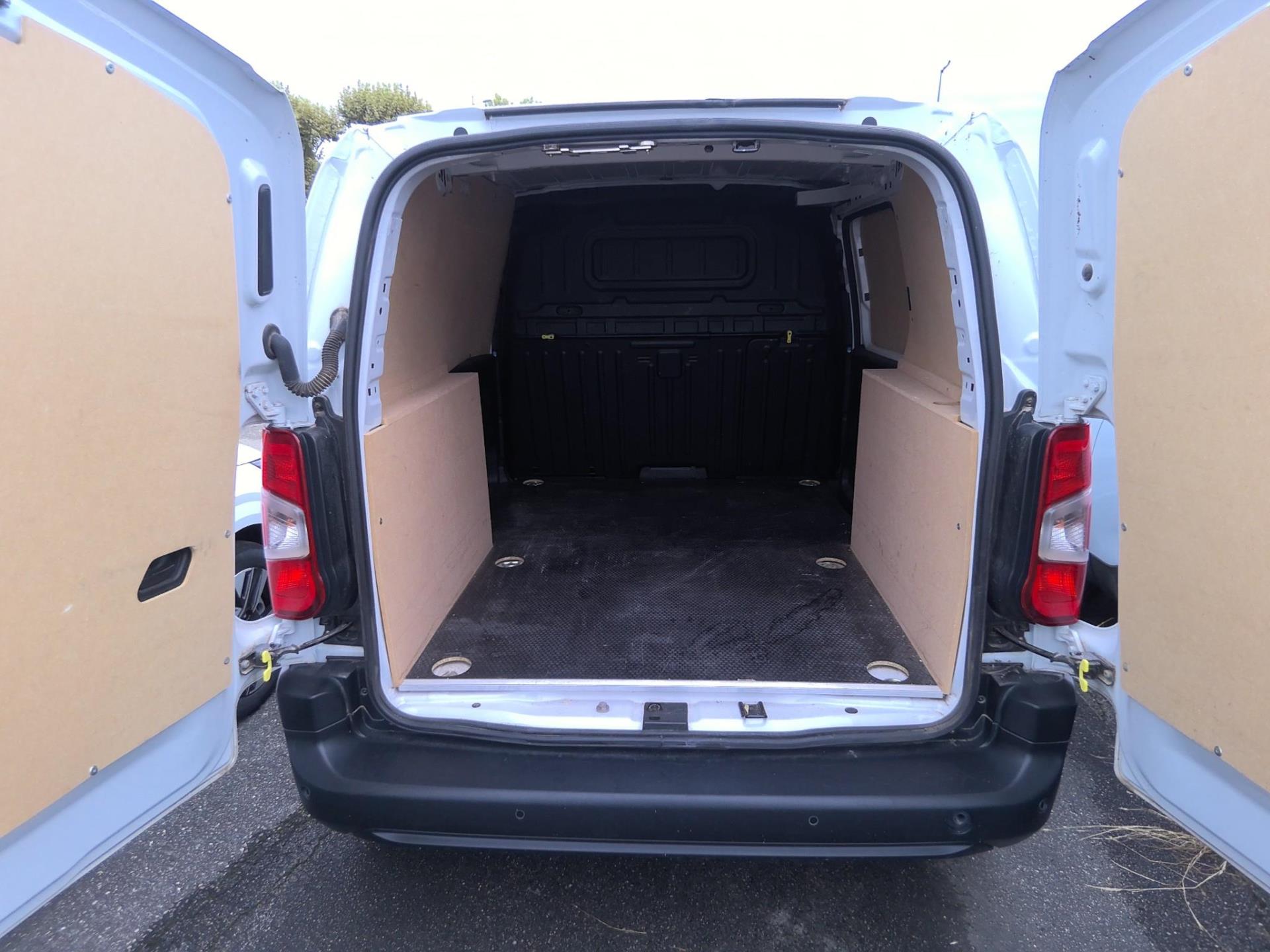 Peugeot PARTNER FOURGON M 950 KG BLUEHDI 100 S&S BVM6 2023