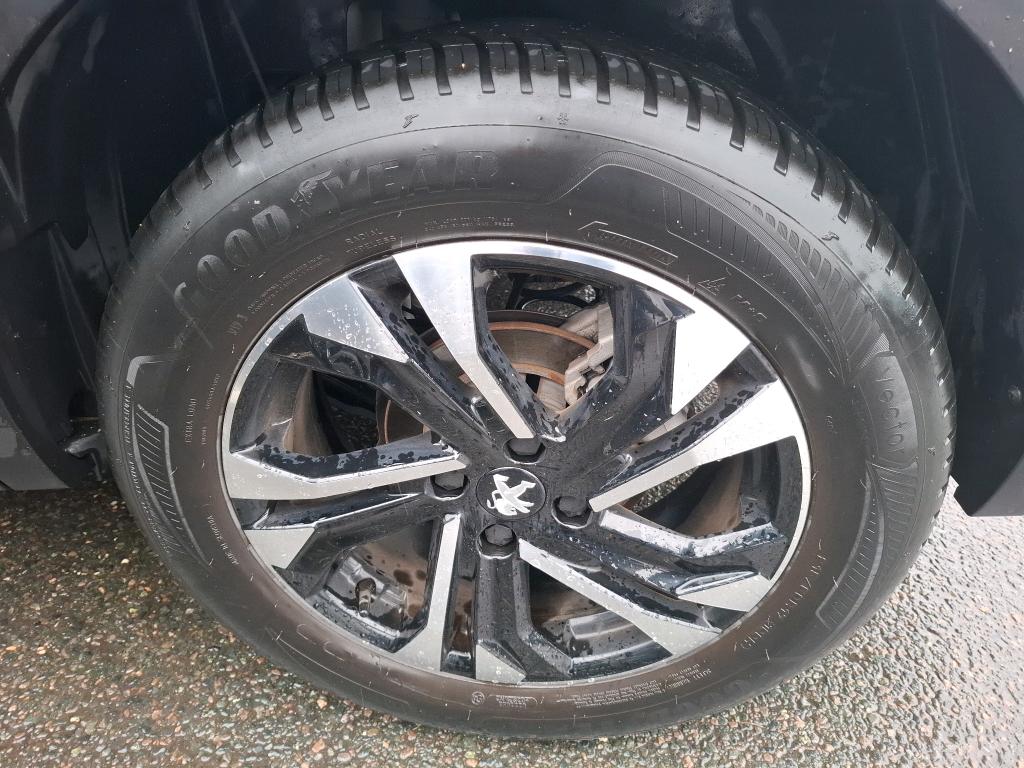 Peugeot 2008 BlueHDi 110 S&S BVM6 Roadtrip 2022