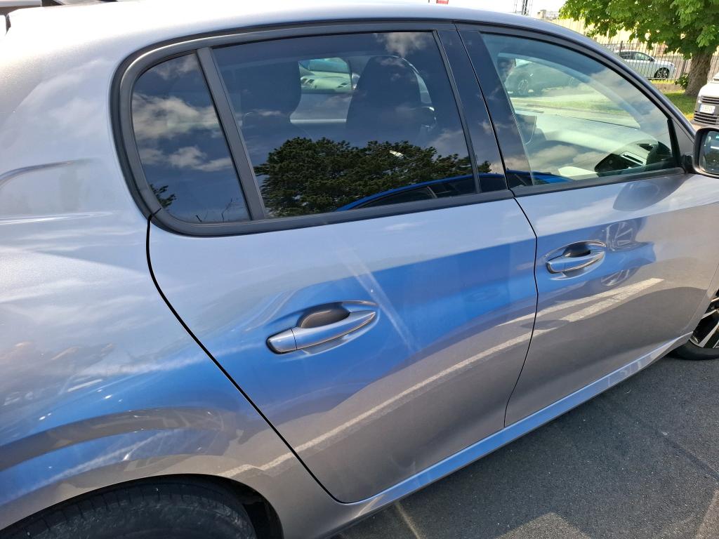 Peugeot 208 Hybrid 100 e-DCS6 Allure 2024