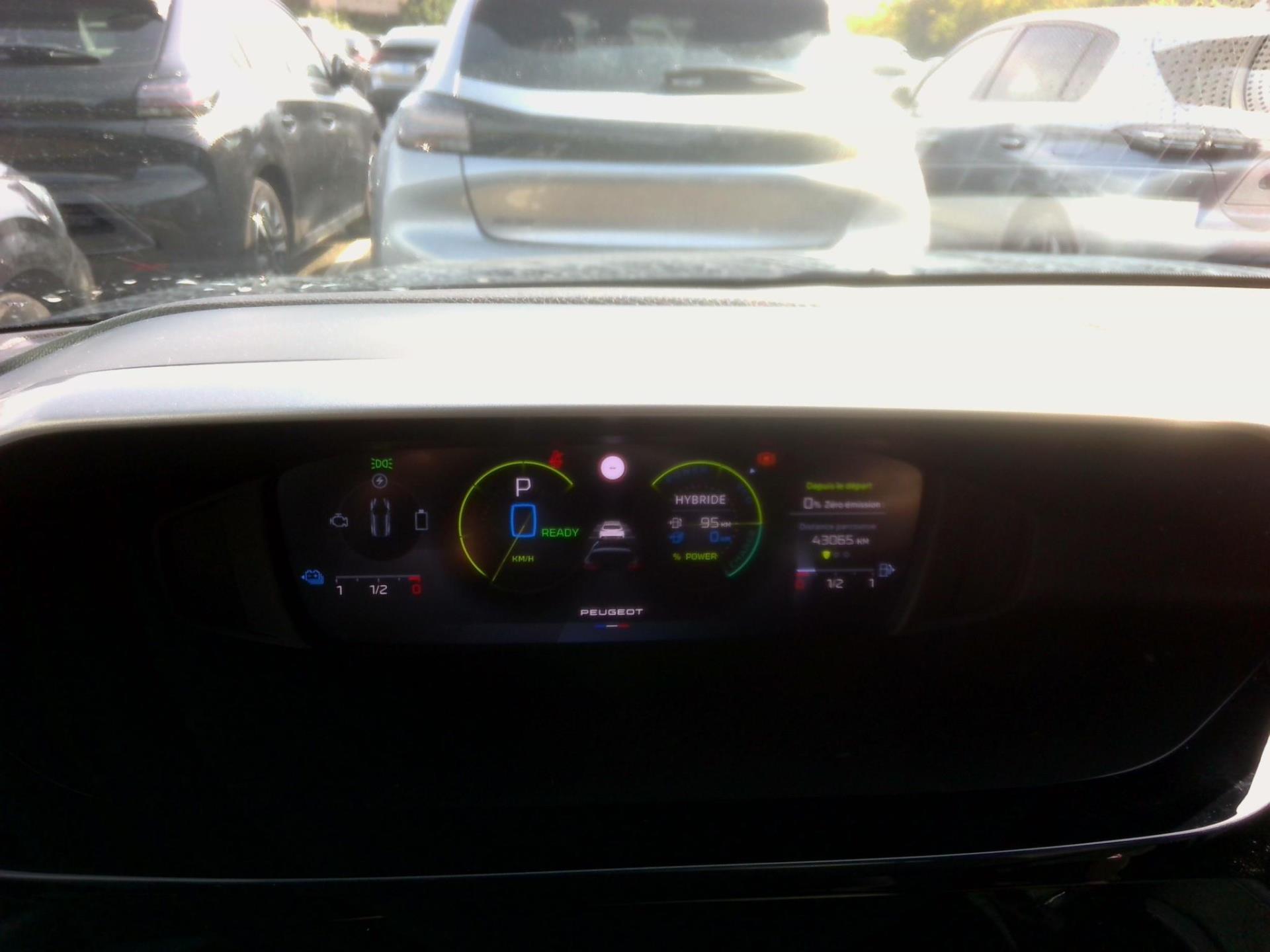 Peugeot 308 PHEV 180 e-EAT8 Allure 2024