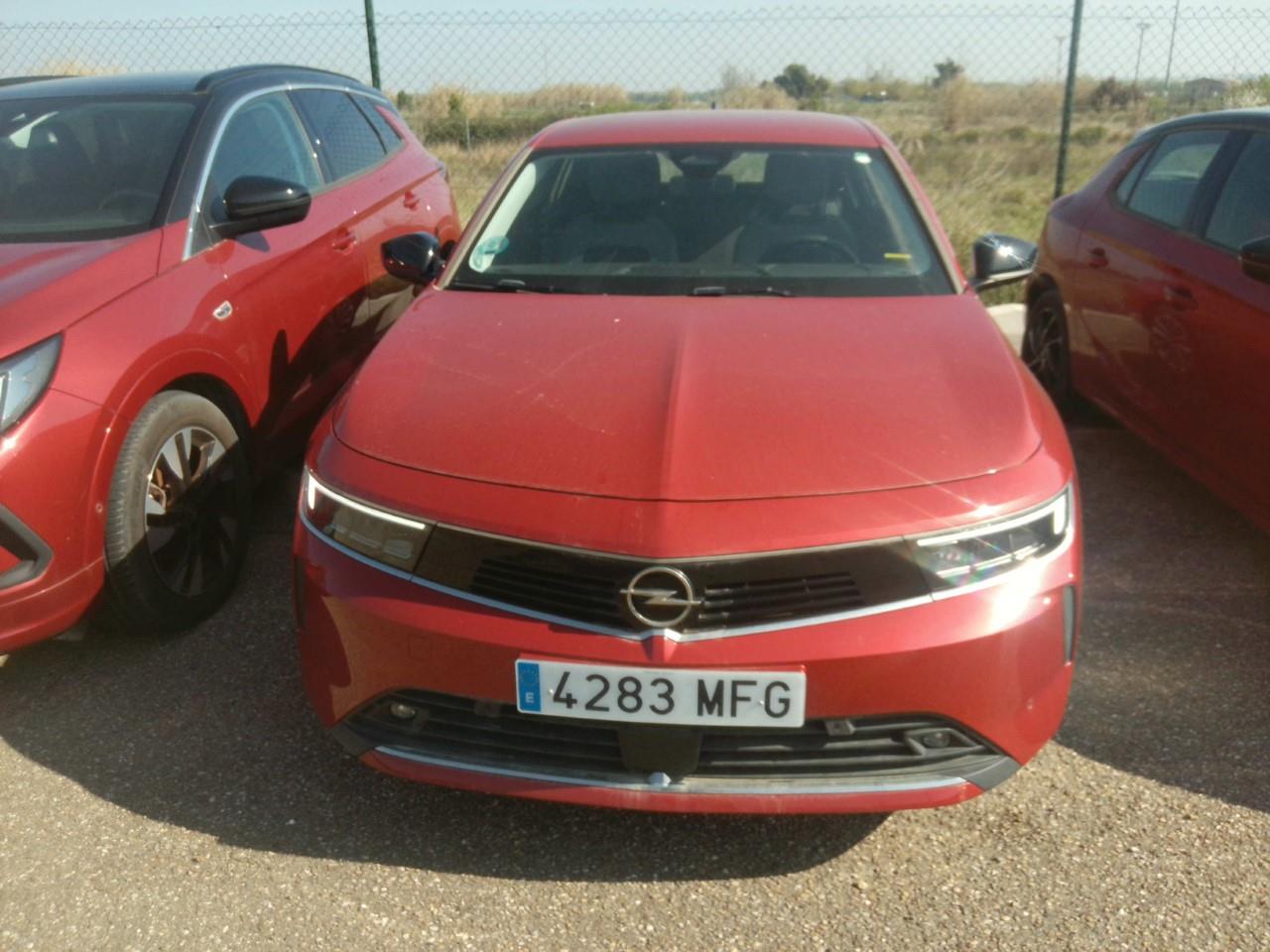 Opel Astra Nuevo Astra 5P Edition 1.2T XHT MT6 S/S 130 HP (96kW)