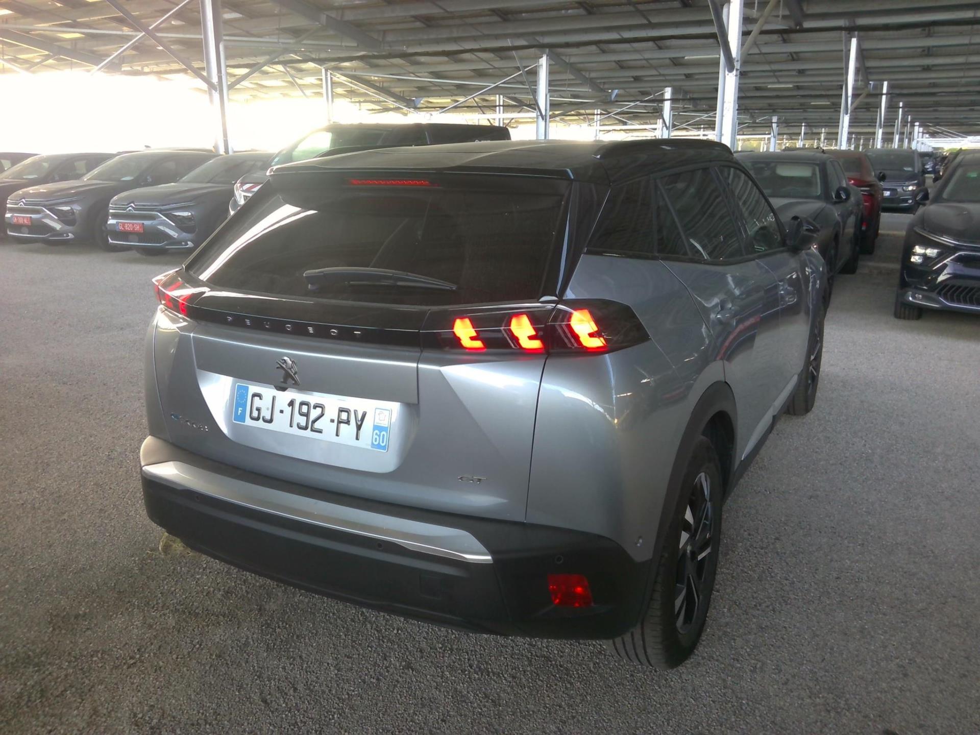 Peugeot 2008 Electrique 136 ch GT 2022